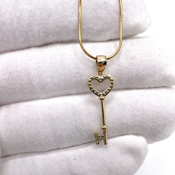 Gold Plating over Sterling Heart Key Cz Necklace - Picture 8 of 13